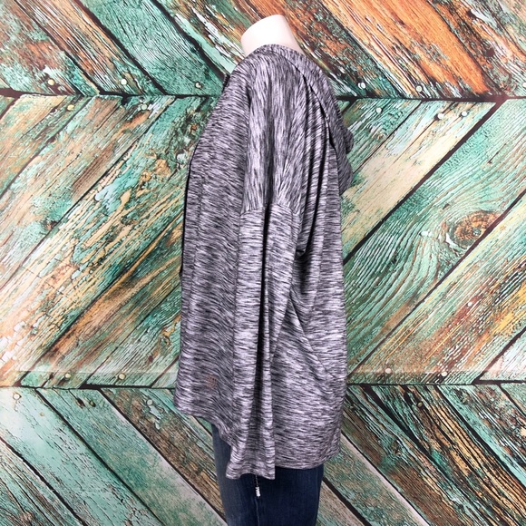 D5 - Balance Collection| Hooded Cardigan- Med - Picture 4 of 7